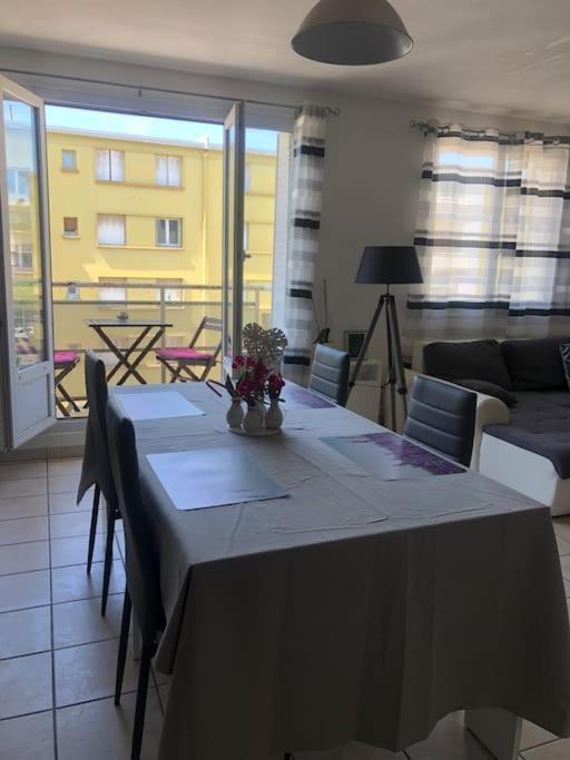 Appartement Balcon, Place De Parking, Centre Ville Valence  Eksteriør billede